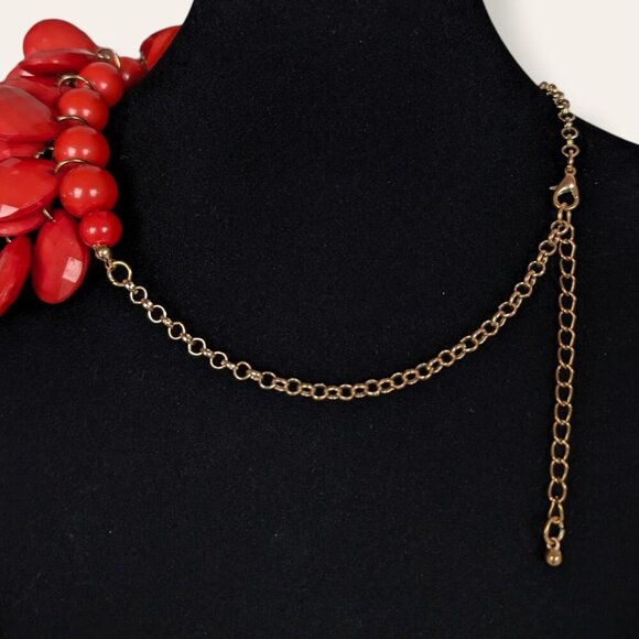 (2/$20) Red Bib Statement Necklace - Picture 4 of 5